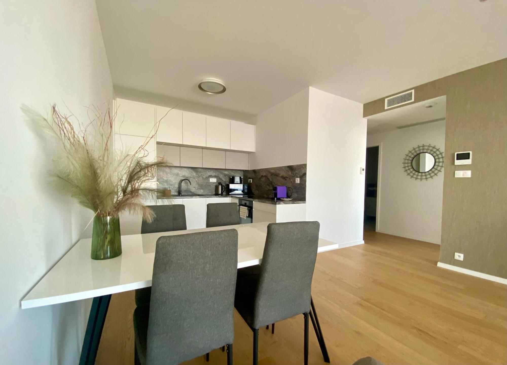 Danubius Apartments Bratislava Bagian luar foto