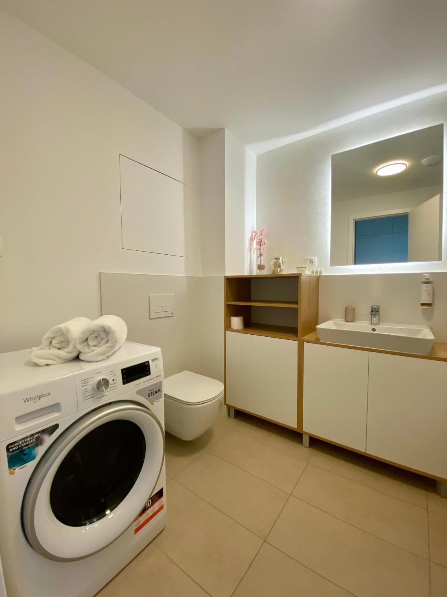 Danubius Apartments Bratislava Bagian luar foto