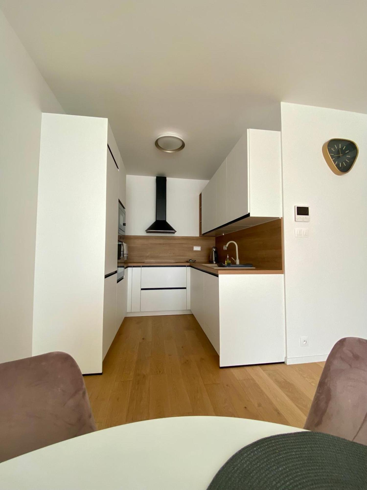 Danubius Apartments Bratislava Ruang foto